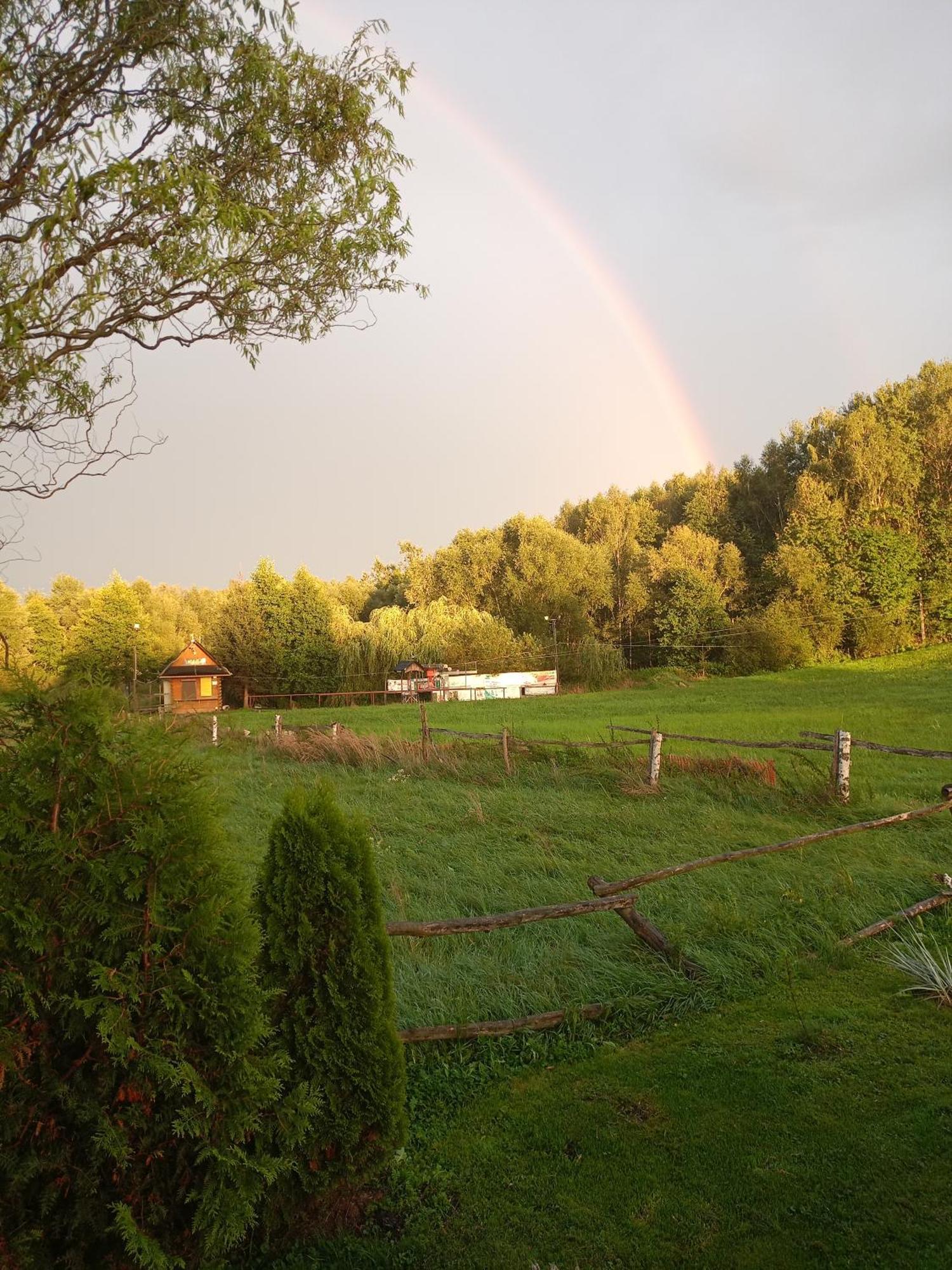 Gosciniec Na Stoku Pokoje 2,3,4 Osobowe, Cisza, Spokoj, Widok Na Stok Narciarski, Lasy, Laki Bobliwo Exterior photo